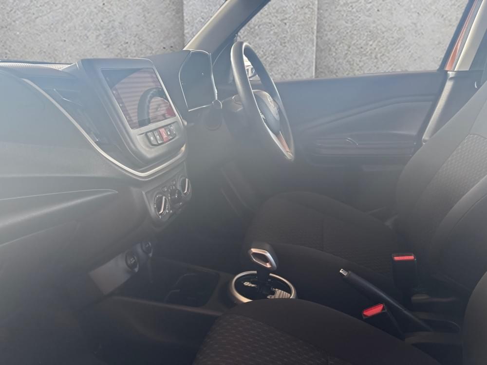 Toyota Vitz 1.0 Xr Amt