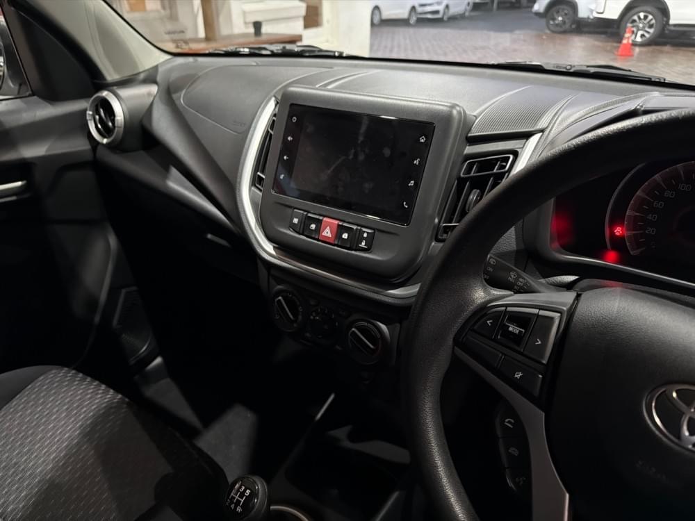 Toyota Vitz 1.0 Xr