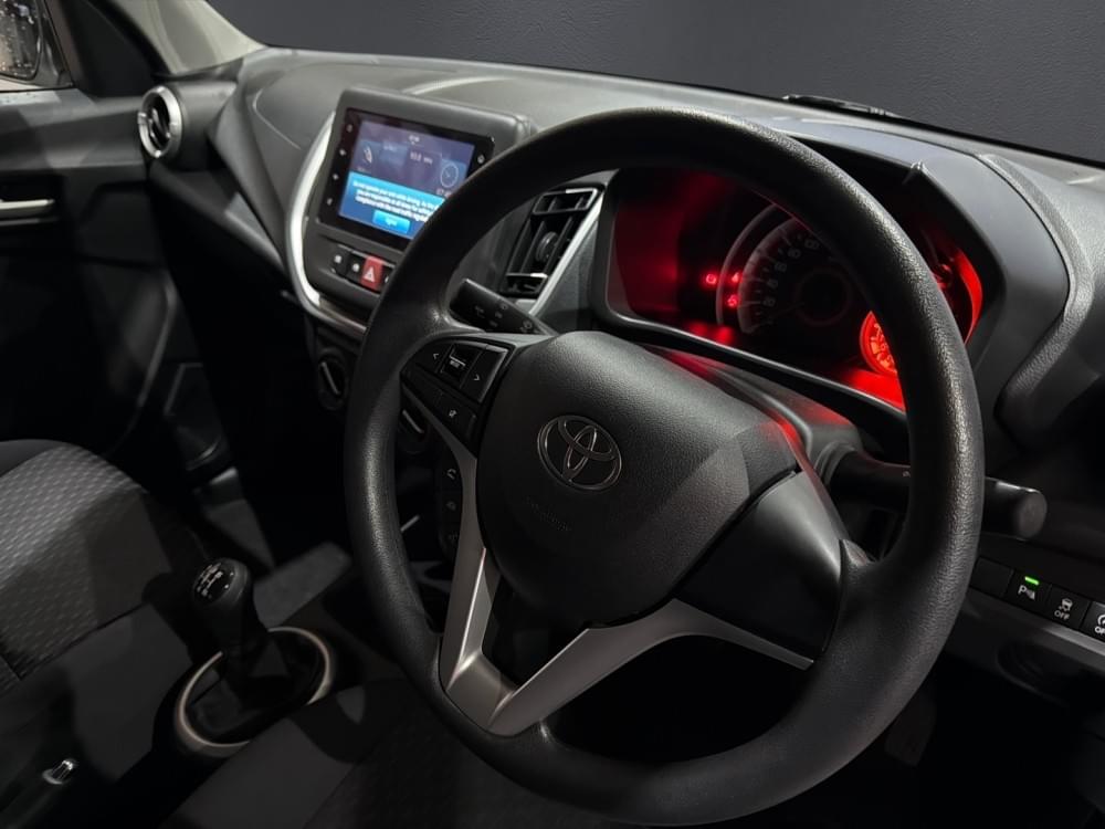Toyota Vitz 1.0 Xr