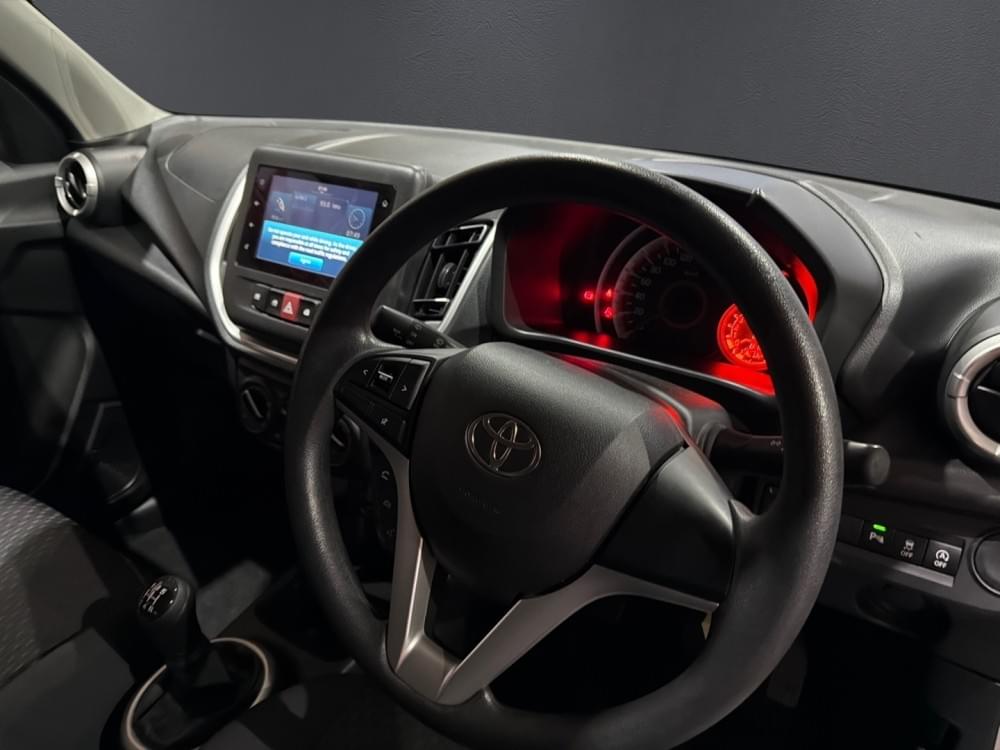 Toyota Vitz 1.0 Xr