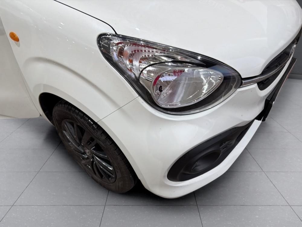 Toyota Vitz 1.0 Xr