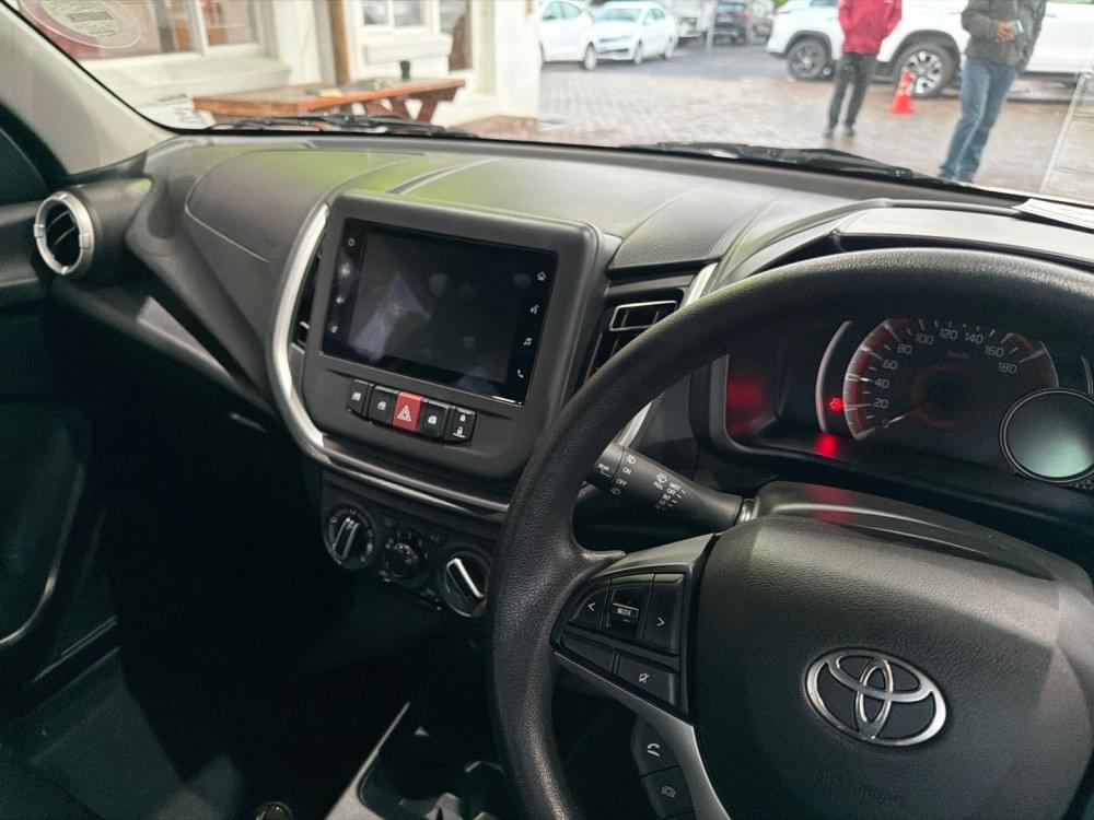 Toyota Vitz 1.0 Xr