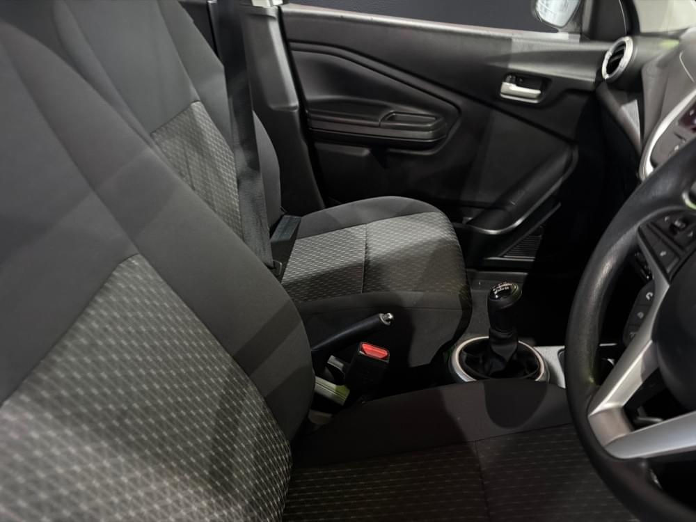 Toyota Vitz 1.0 Xr