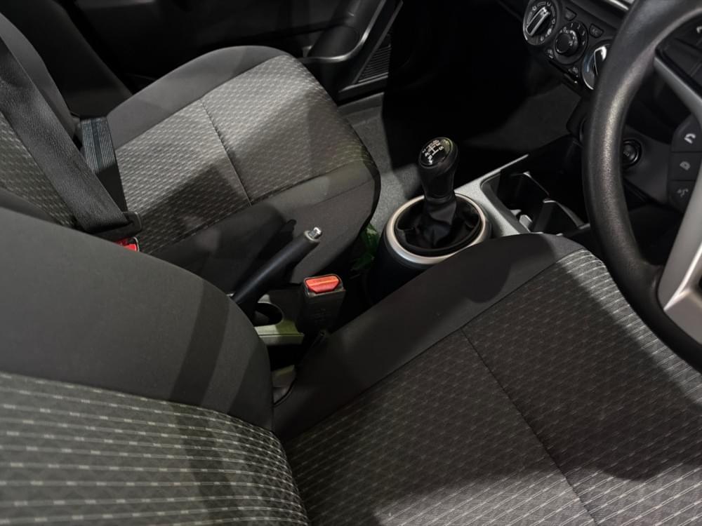 Toyota Vitz 1.0 Xr