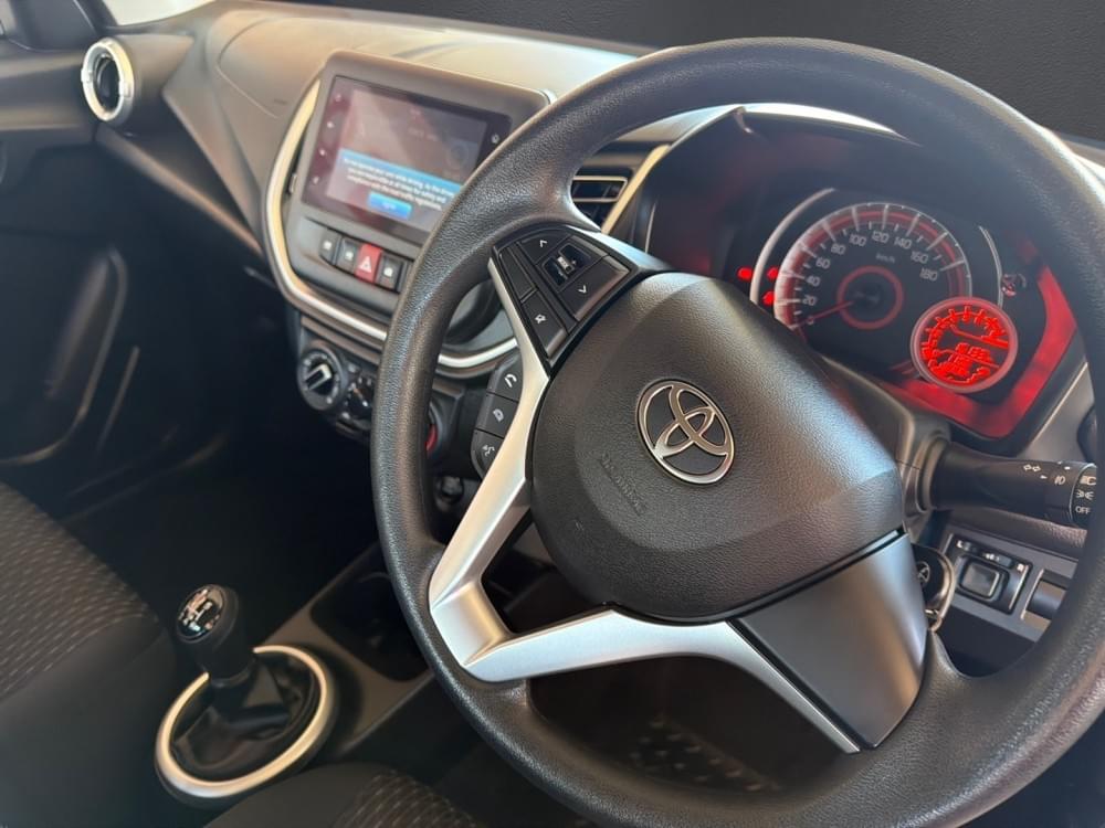 Toyota Vitz 1.0 Xr
