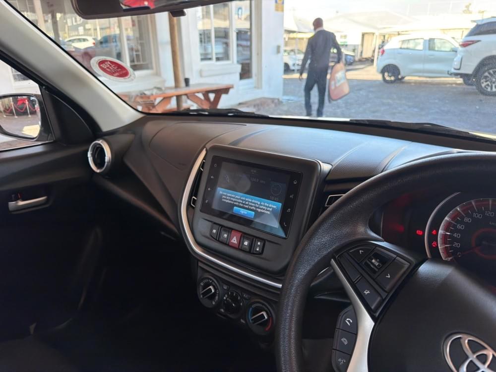 Toyota Vitz 1.0 Xr