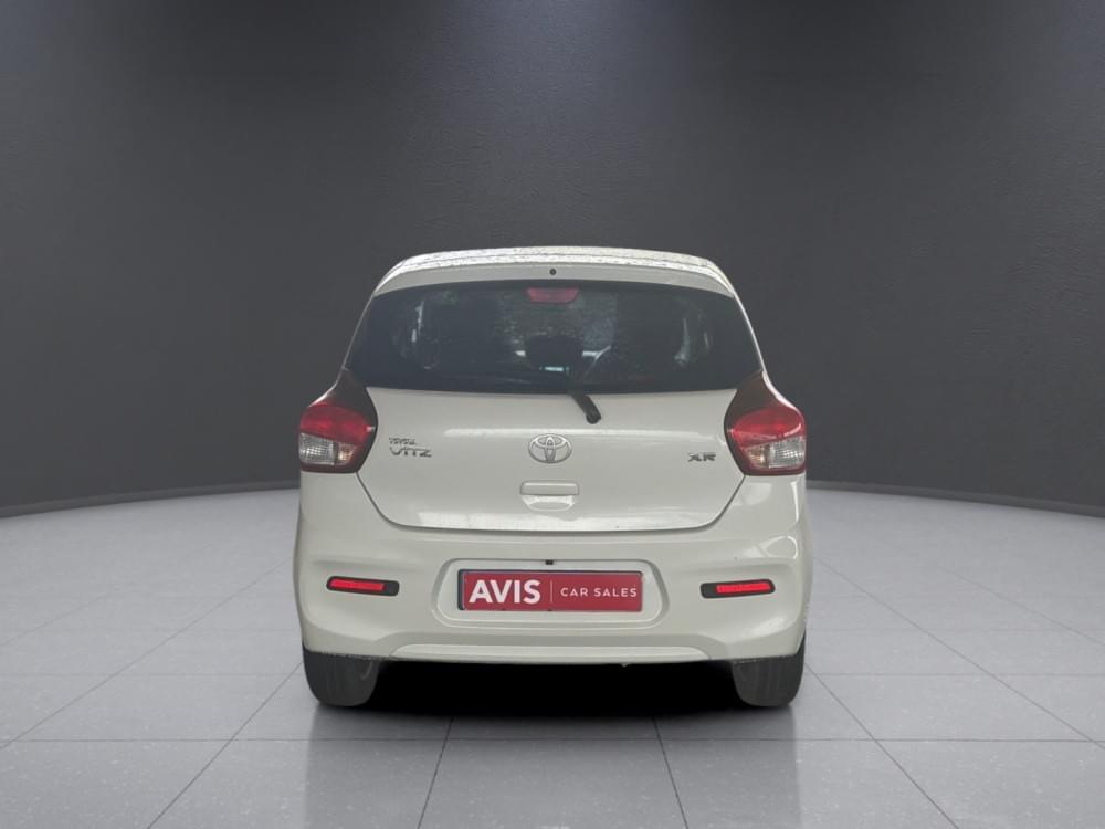 Toyota Vitz 1.0 Xr Amt