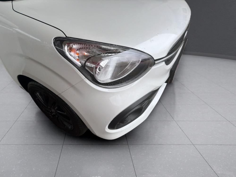Toyota Vitz 1.0 Xr Amt