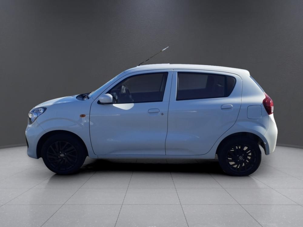 Toyota Vitz 1.0 Xr Amt