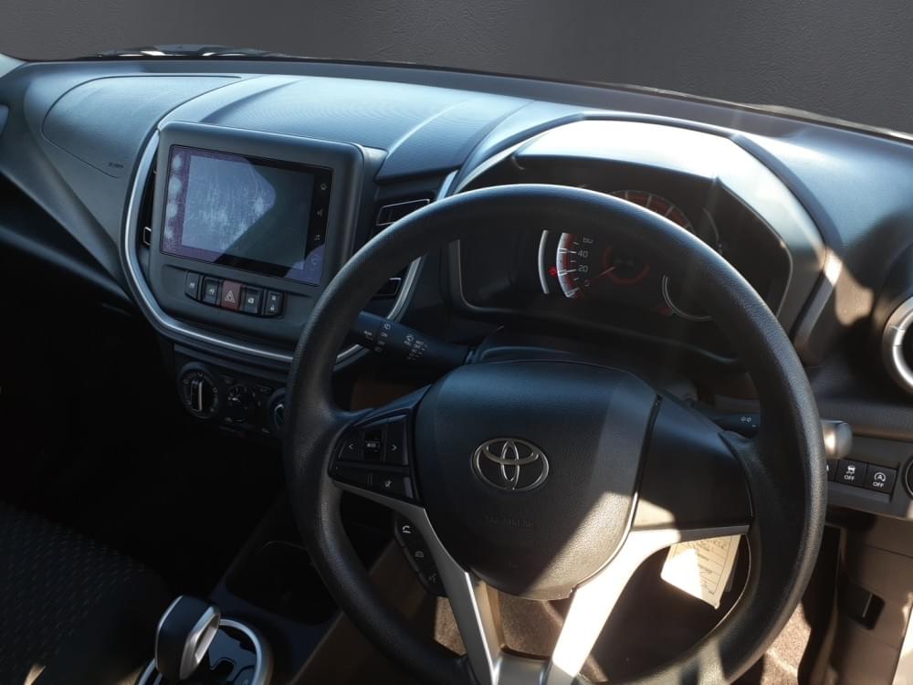 Toyota Vitz 1.0 Xr Amt