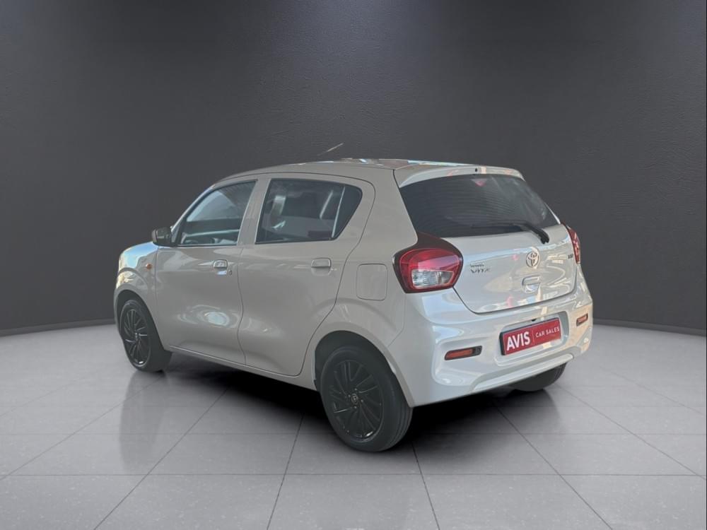 Toyota Vitz 1.0 Xr Amt