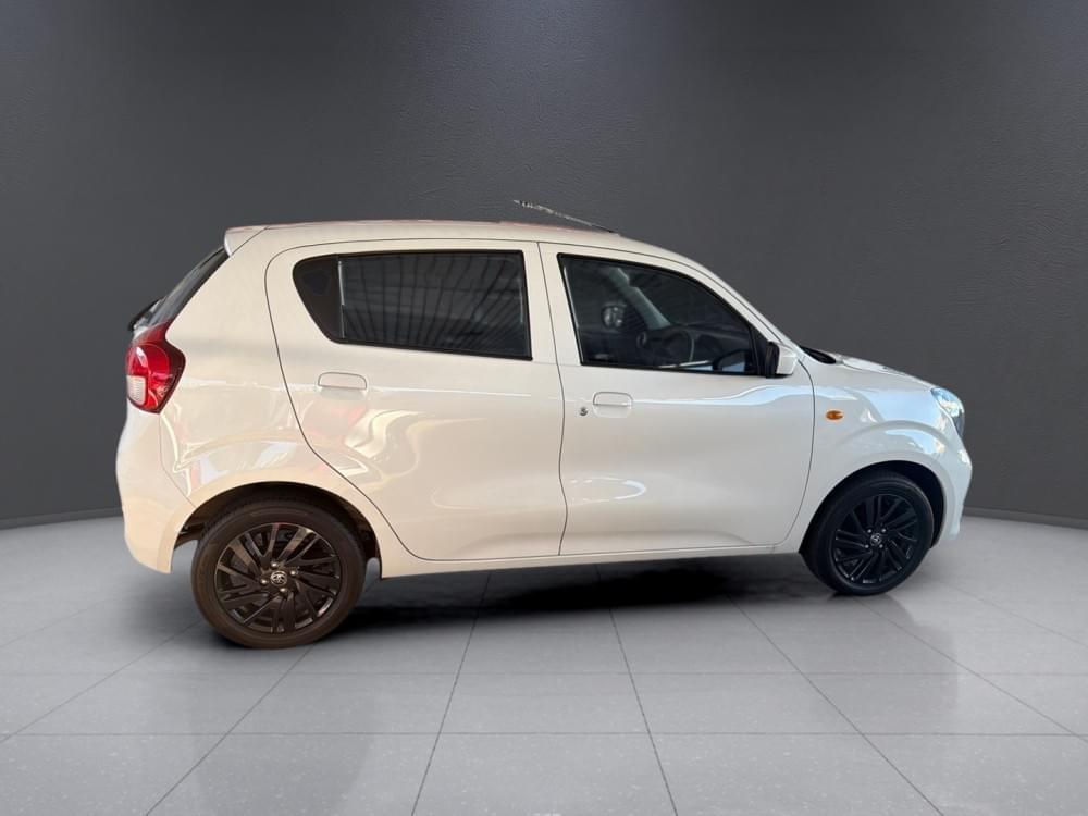 Toyota Vitz 1.0 Xr Amt