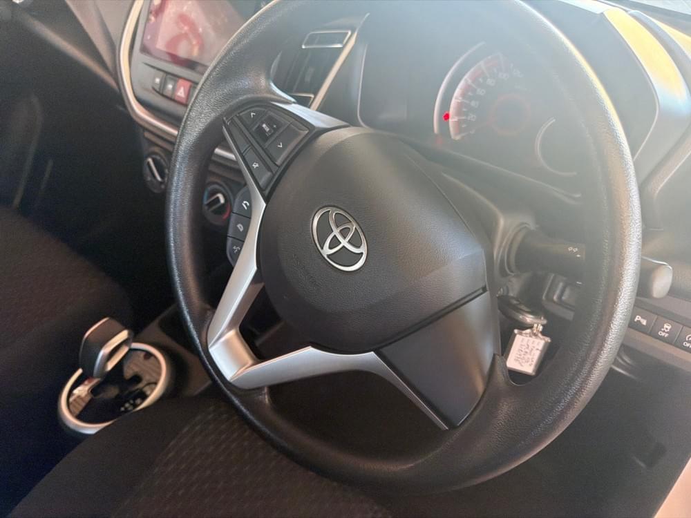 Toyota Vitz 1.0 Xr Amt