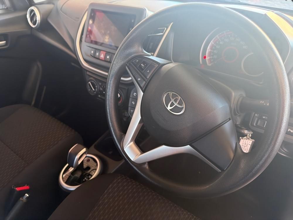 Toyota Vitz 1.0 Xr Amt