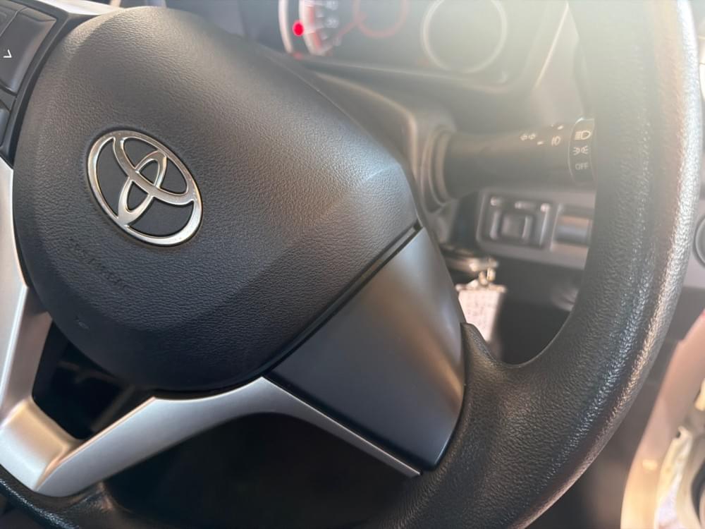 Toyota Vitz 1.0 Xr Amt