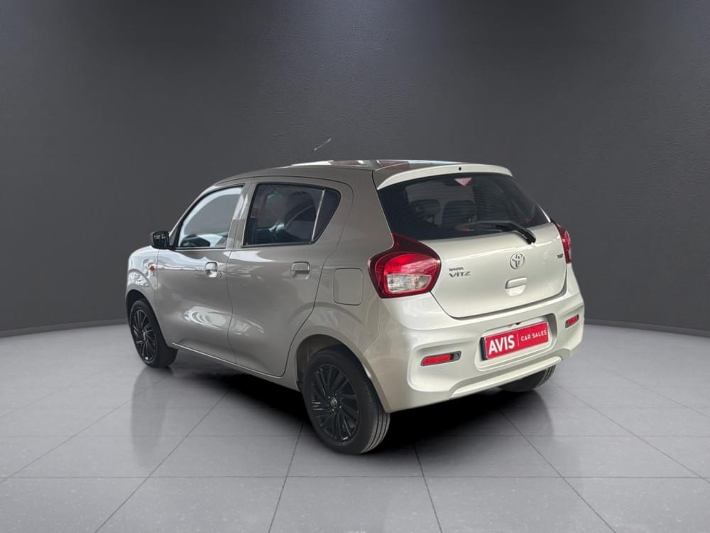 Toyota Vitz 1.0 Xr Amt
