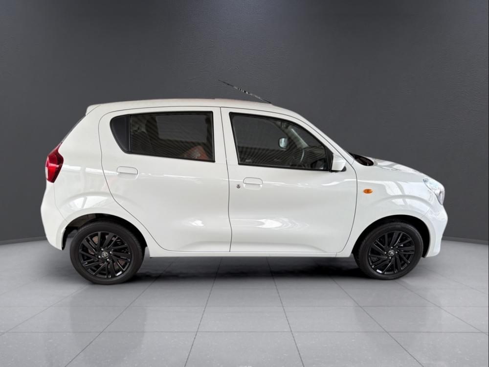 Toyota Vitz 1.0 Xr Amt