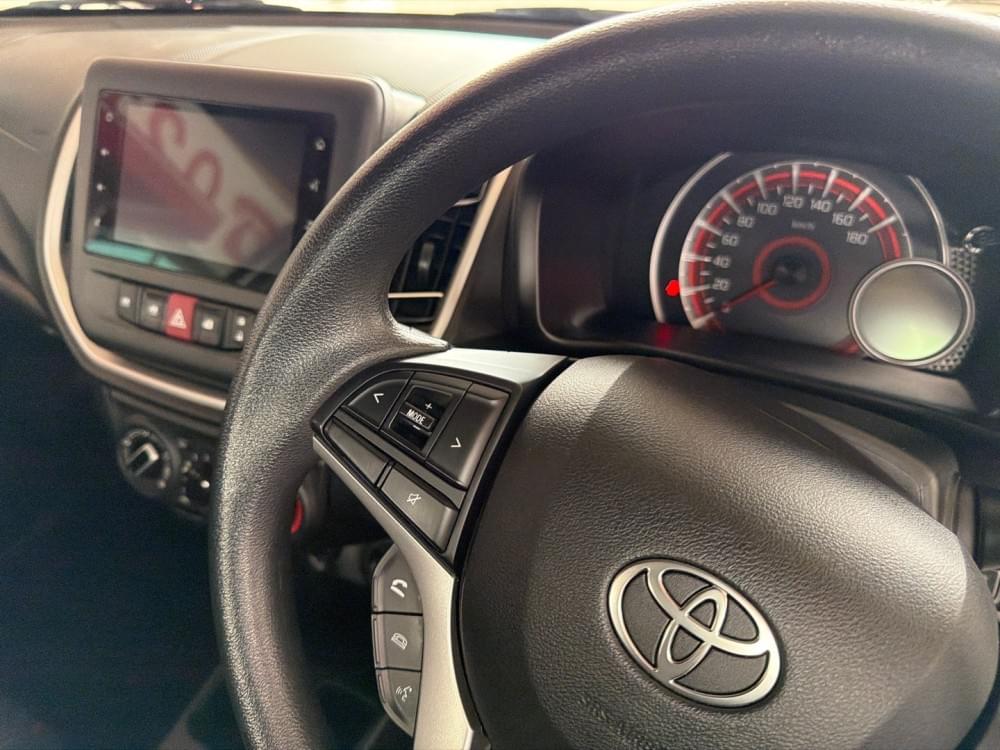 Toyota Vitz 1.0 Xr Amt