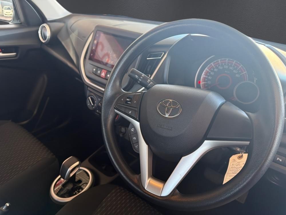 Toyota Vitz 1.0 Xr Amt