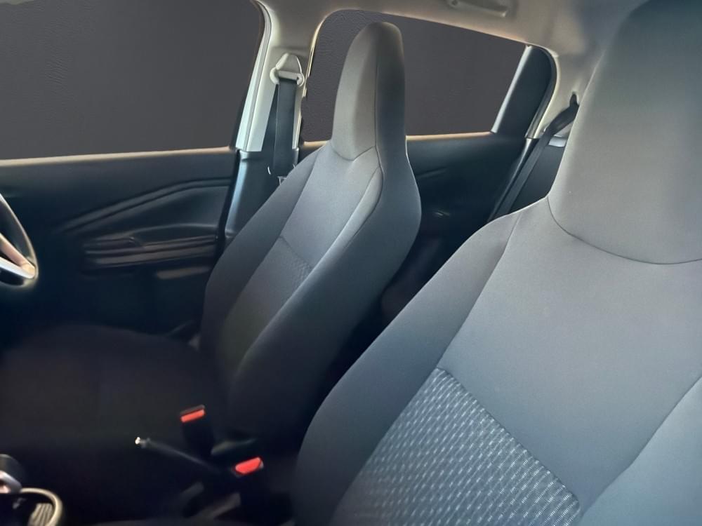 Toyota Vitz 1.0 Xr Amt
