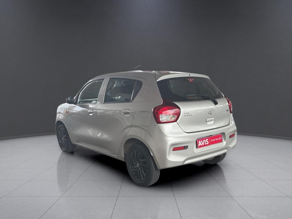 Toyota Vitz 1.0 Xr Mt