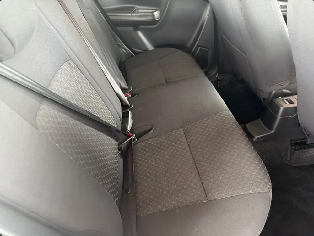 Toyota Vitz 1.0 Xr Mt