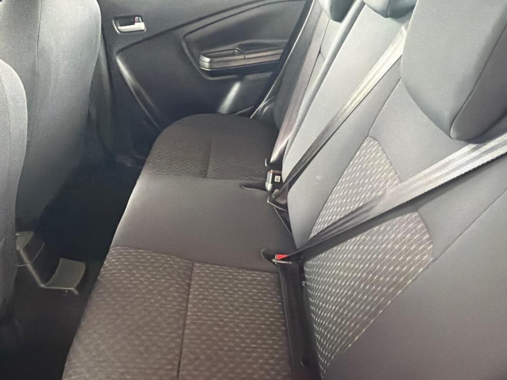 Toyota Vitz 1.0 Xr Mt