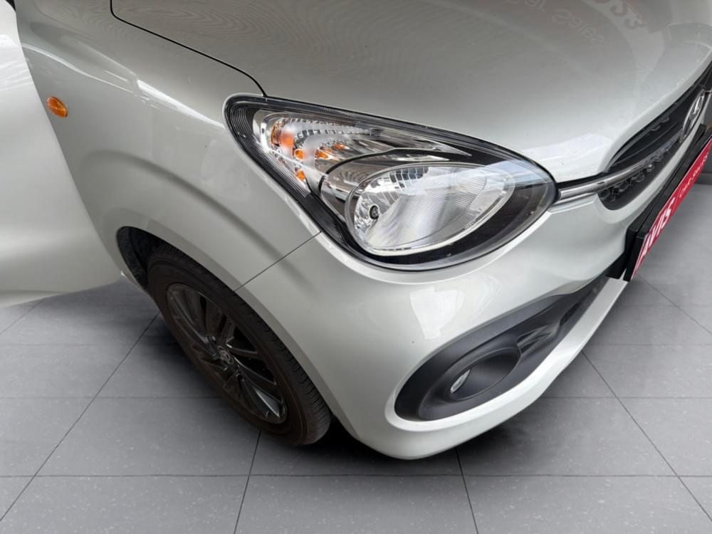Toyota Vitz 1.0 Xr Mt
