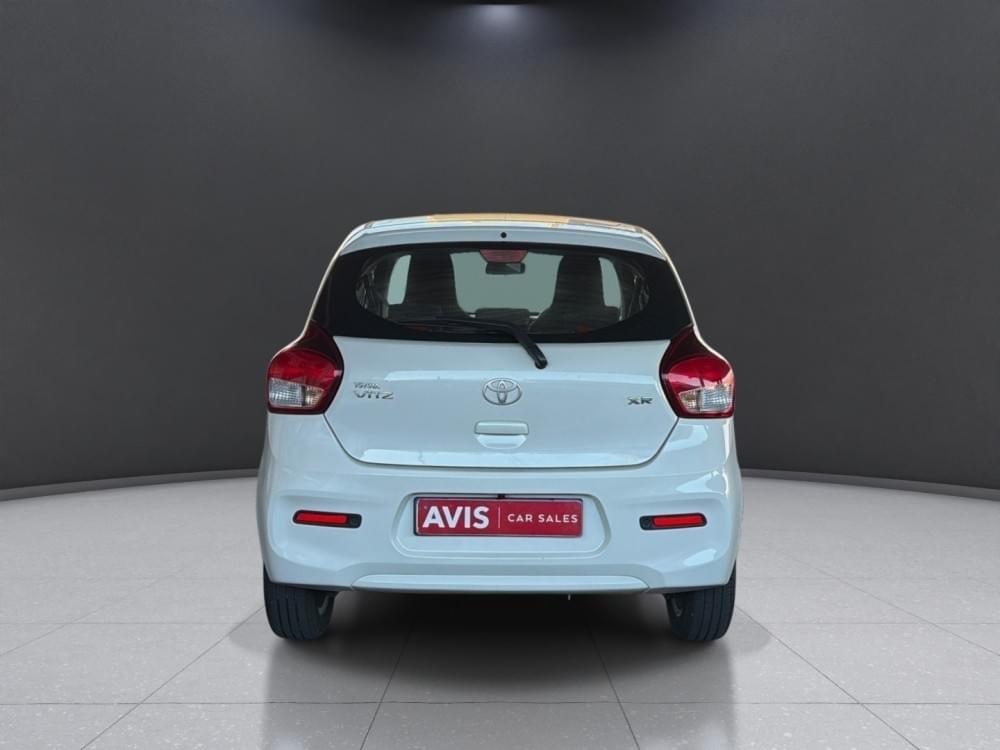 Toyota Vitz 1.0 Xr Mt