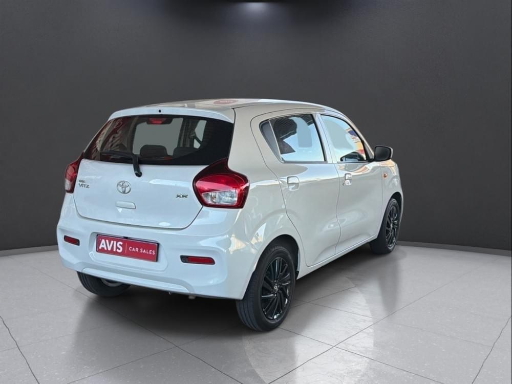 Toyota Vitz 1.0 Xr Mt