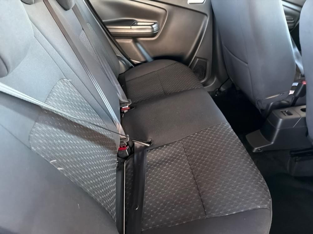 Toyota Vitz 1.0 Xr Mt