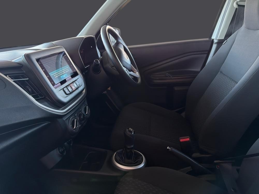 Toyota Vitz 1.0 Xr Mt