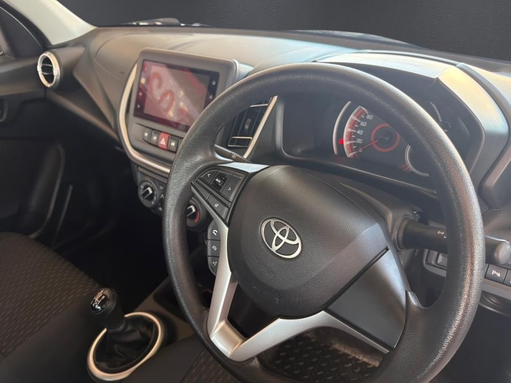 Toyota Vitz 1.0 Xr