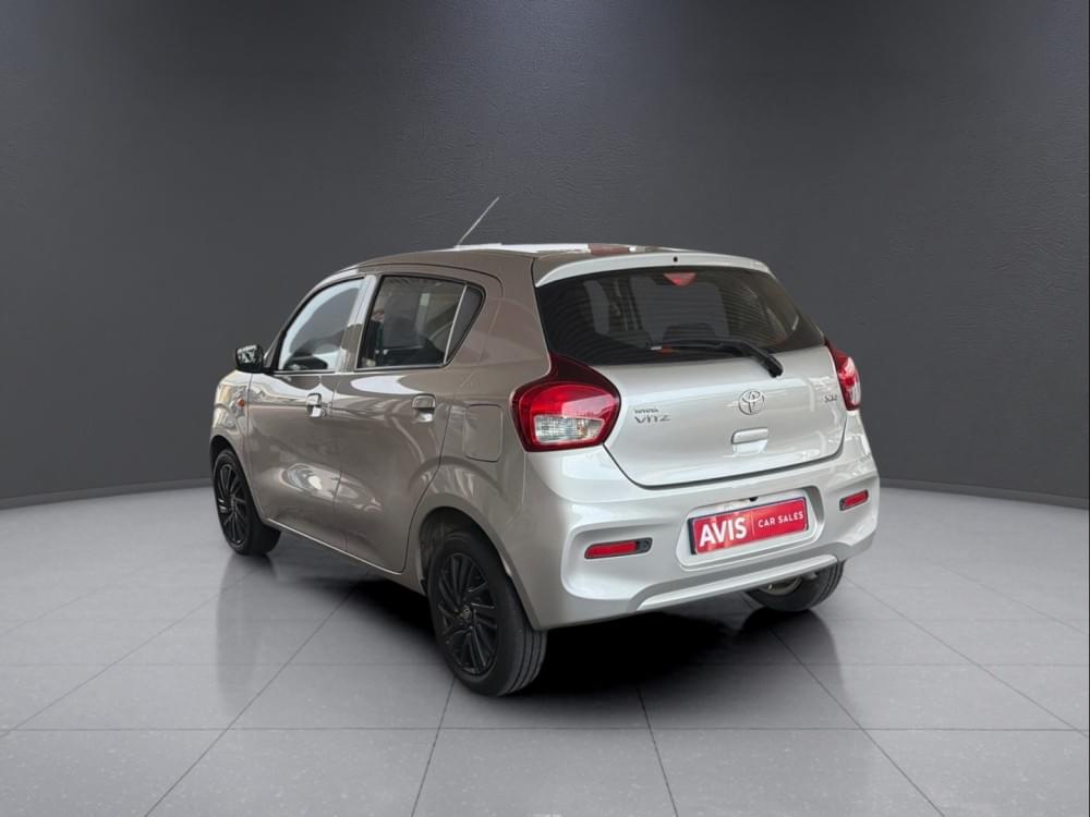 Toyota Vitz 1.0 Xr Amt