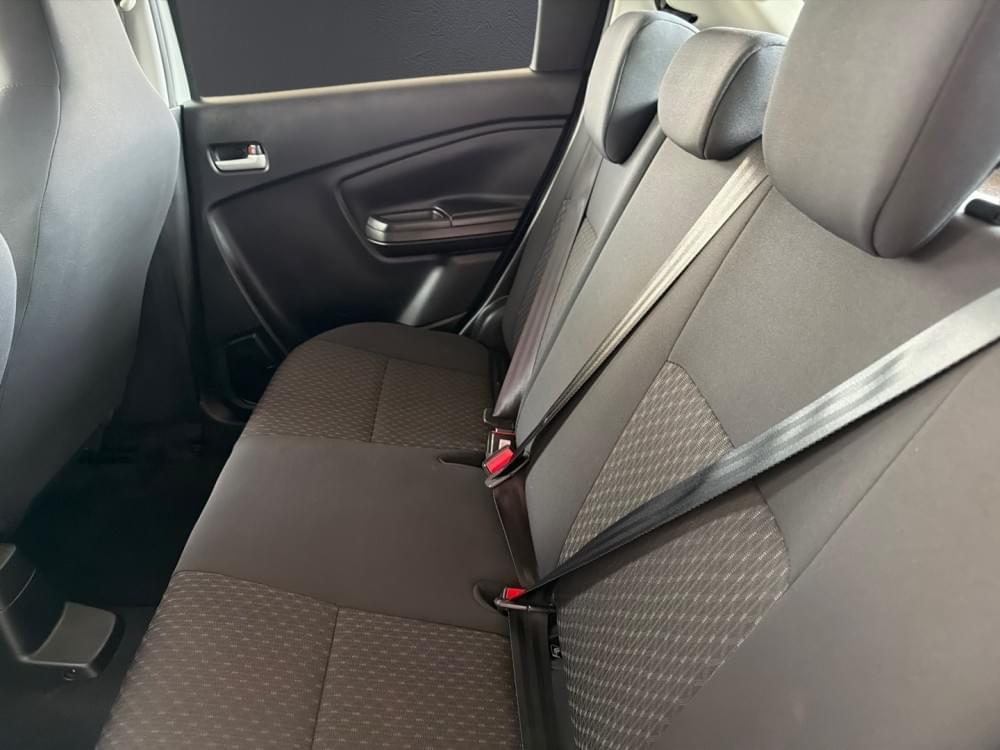 Toyota Vitz 1.0 Xr Amt