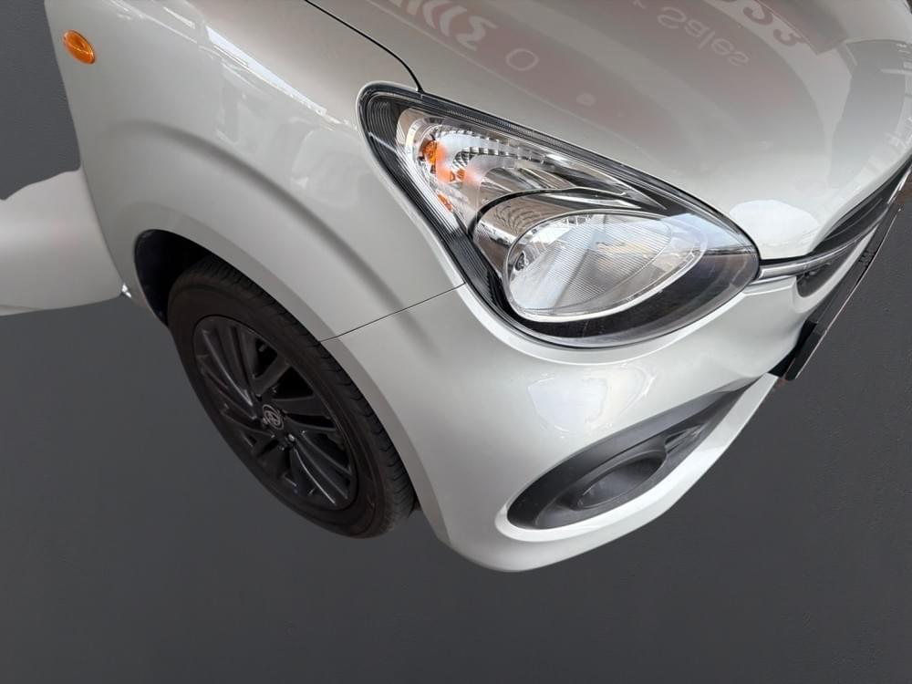 Toyota Vitz 1.0 Xr Amt