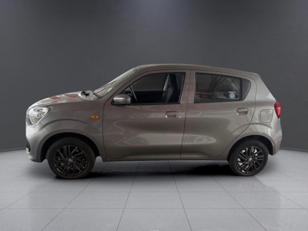 Toyota Vitz 1.0 Xr Mt