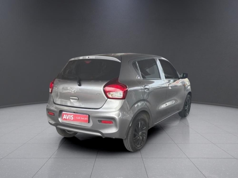 Toyota Vitz 1.0 Xr Mt