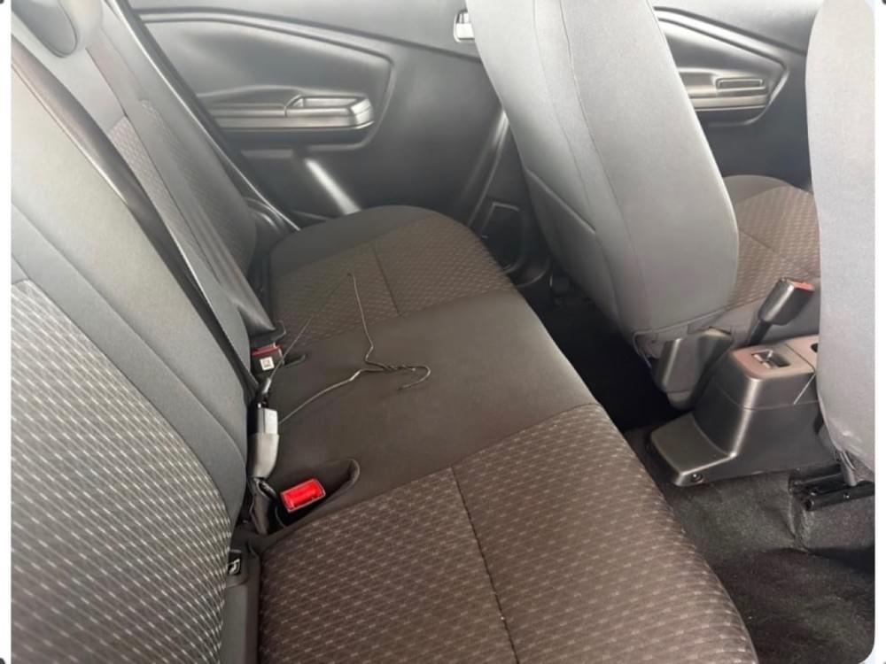 Toyota Vitz 1.0 Xr Mt