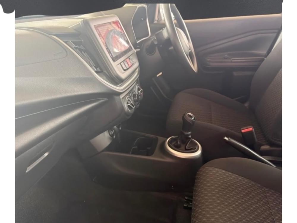 Toyota Vitz 1.0 Xr Mt