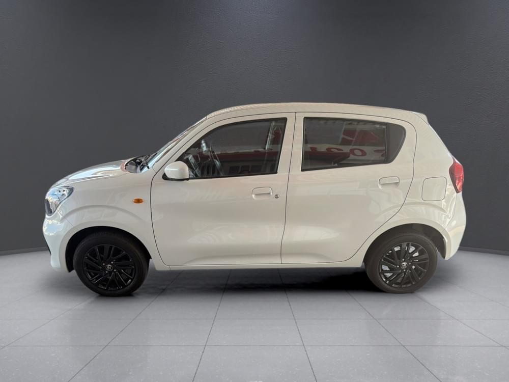 Toyota Vitz 1.0 Xr Mt