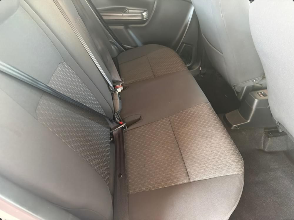 Toyota Vitz 1.0 Xr Mt