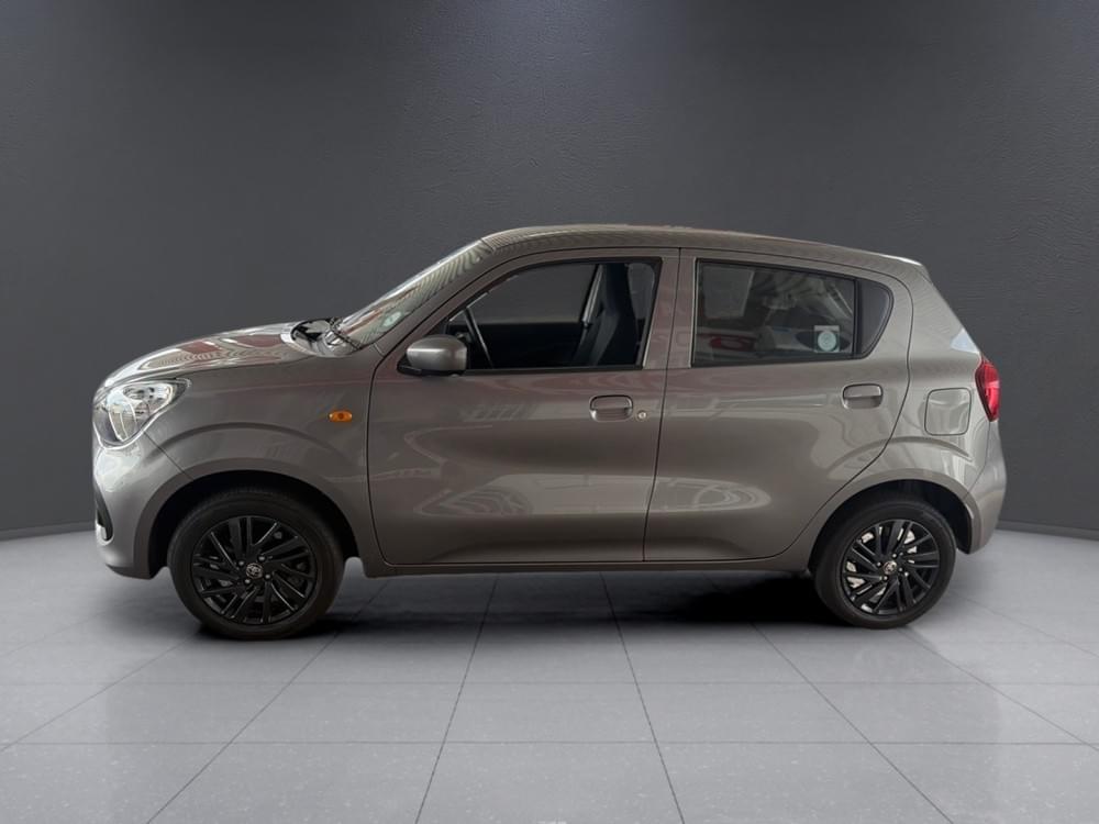 Toyota Vitz 1.0 Xr Mt