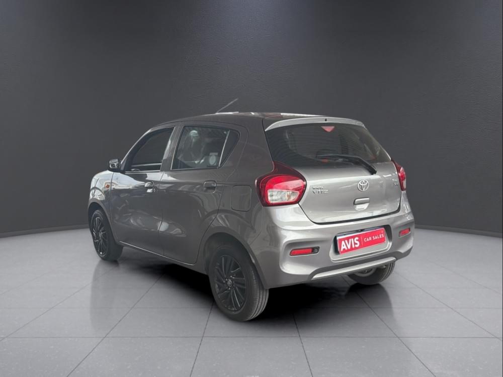 Toyota Vitz 1.0 Xr Mt