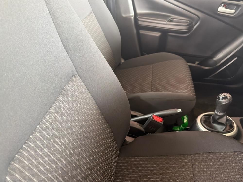 Toyota Vitz 1.0 Xr Mt