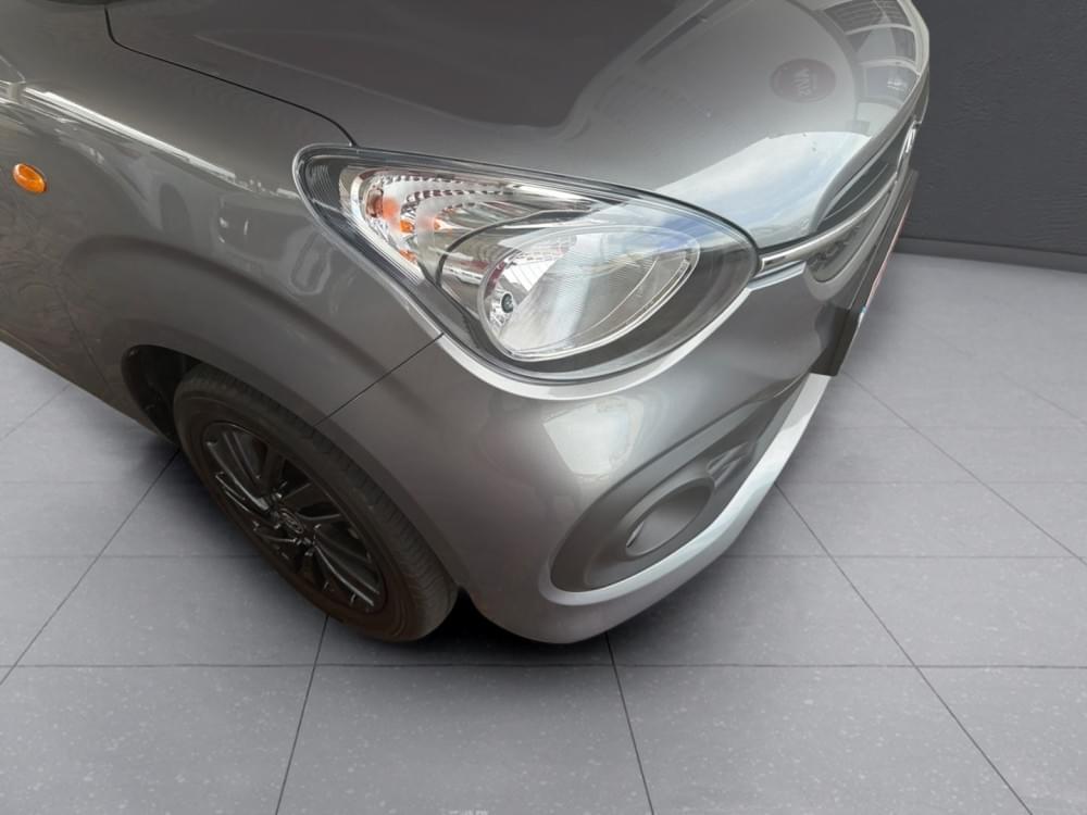 Toyota Vitz 1.0 Xr