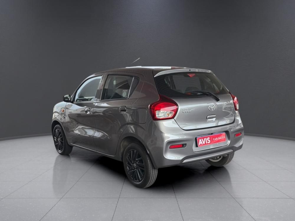 Toyota Vitz 1.0 Xr Mt