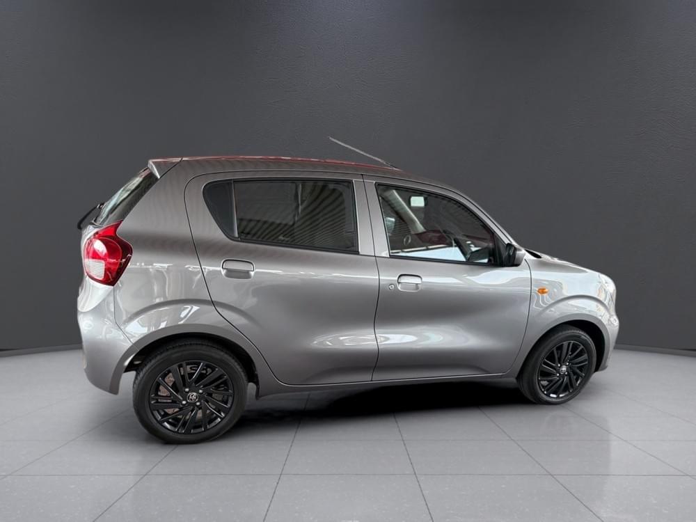Toyota Vitz 1.0 Xr Mt