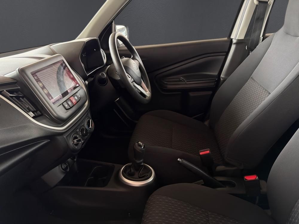 Toyota Vitz 1.0 Xr Mt