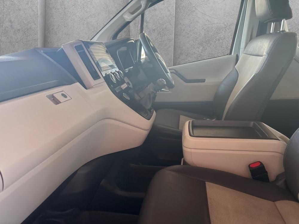 Toyota Quantum 2.8 Gl 11-Seater Lwb